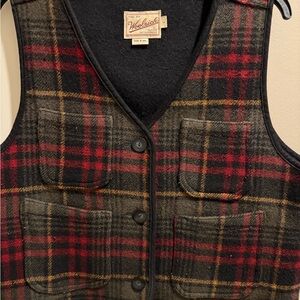 Vintage Woolrich 100% Wool Plaid Best with pockets.  Unisex style.